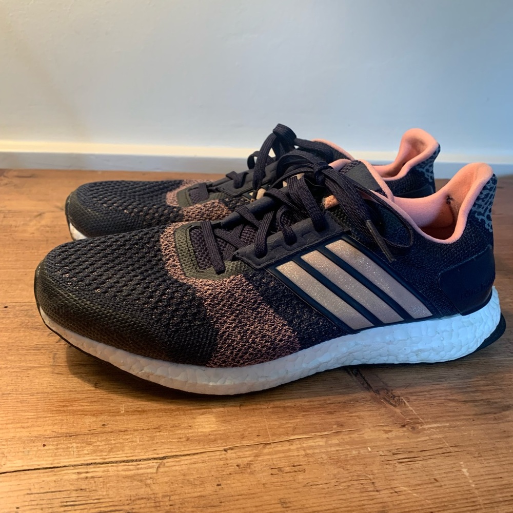 Ultra Boost Adidas size 9 Running Shoes